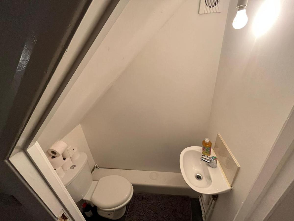 2 Bed Hengrove Villa บริสตอล ภายนอก รูปภาพ